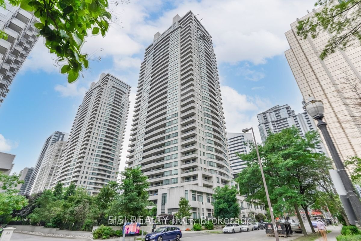 23 Hollywood Ave, unit 3908 for rent - image #2