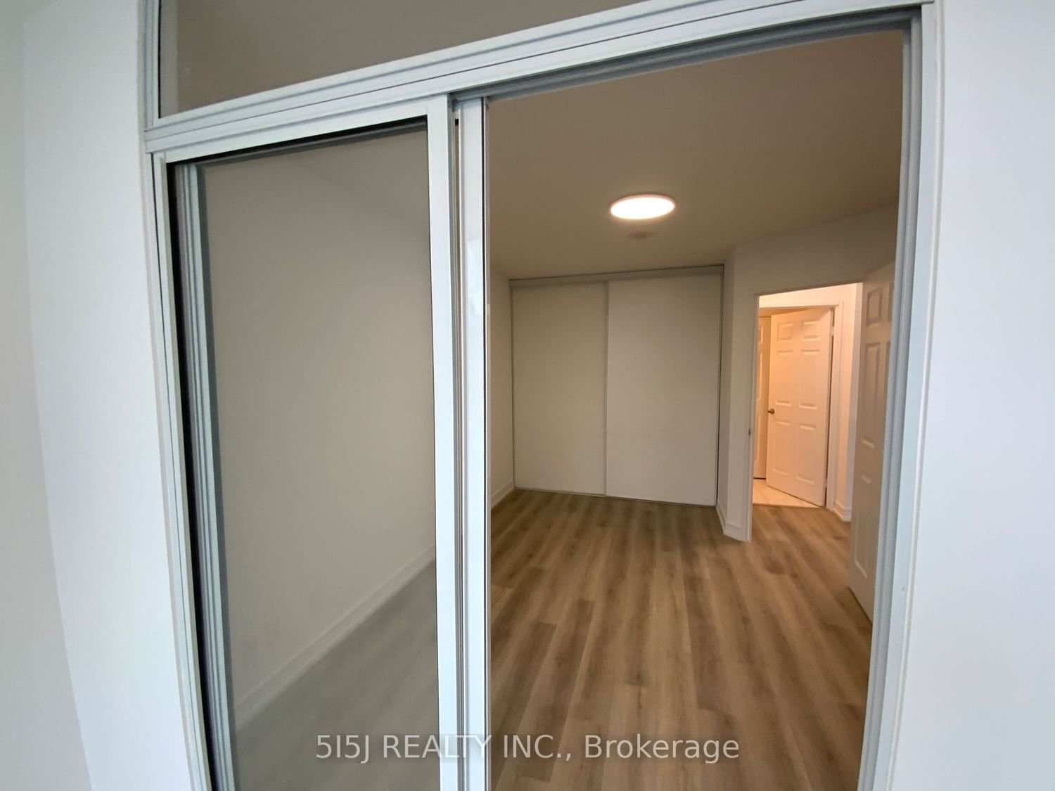 23 Hollywood Ave, unit 3908 for rent - image #20