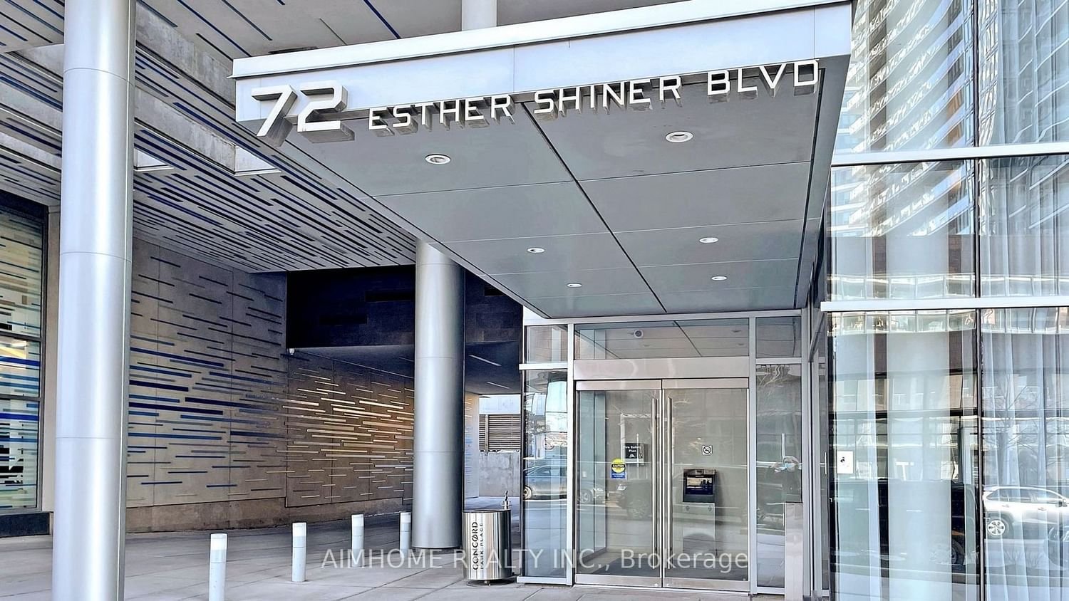 72 Esther Shiner Blvd, unit 2015 for sale - image #2