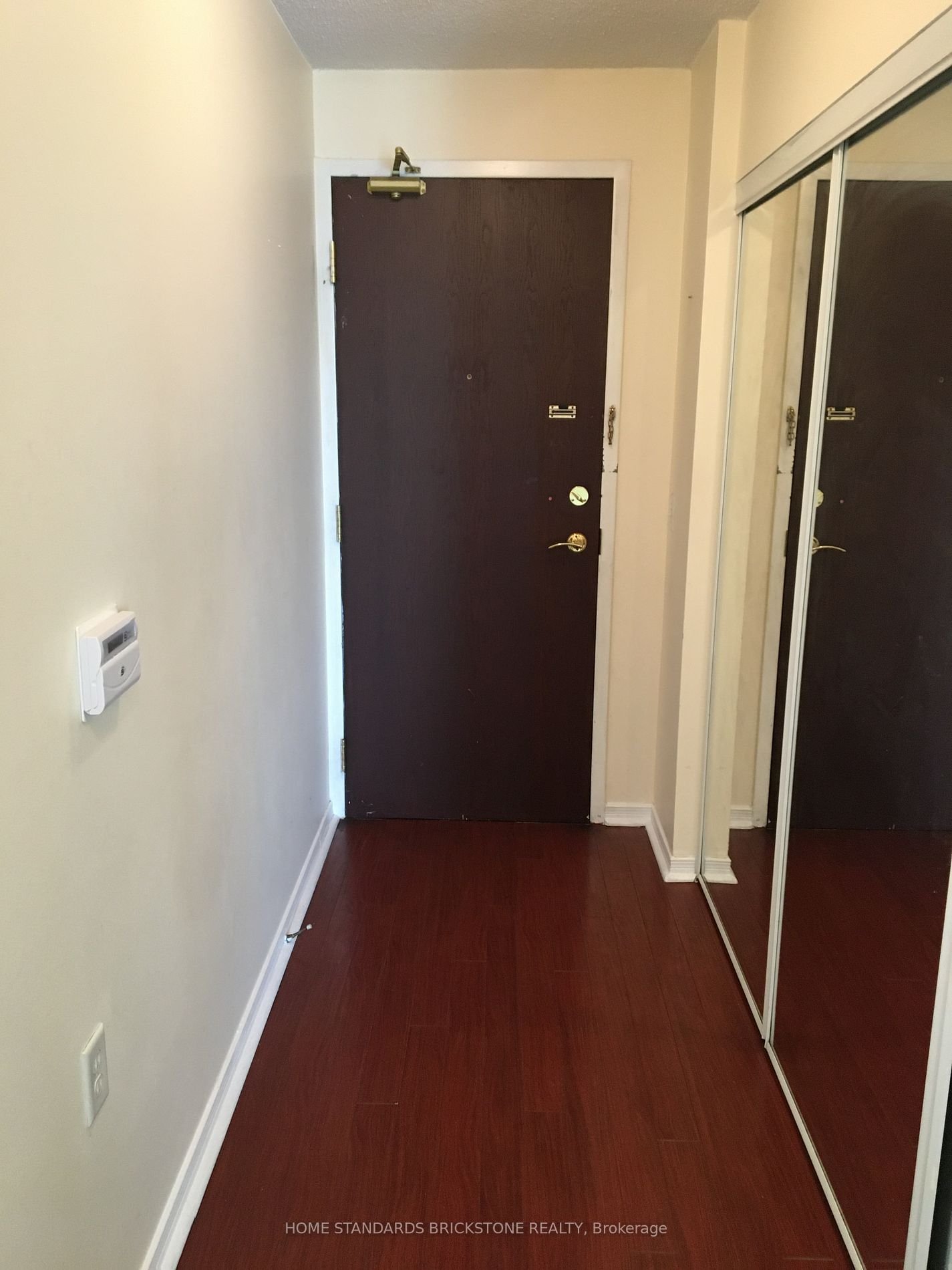 22 Olive Ave, unit 2502 for rent - image #4