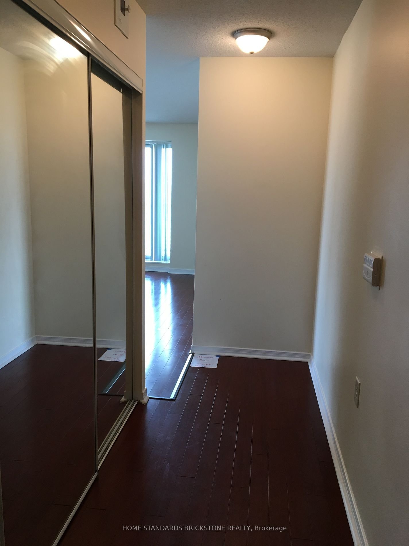 22 Olive Ave, unit 2502 for rent - image #5