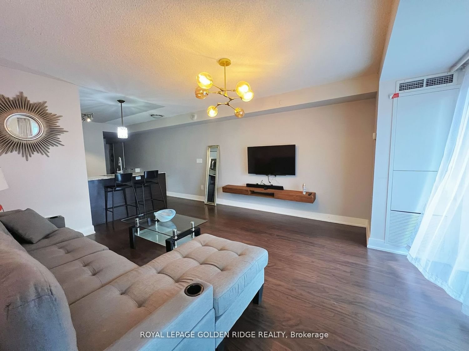 88 Sheppard Ave E, unit 504 for rent - image #5
