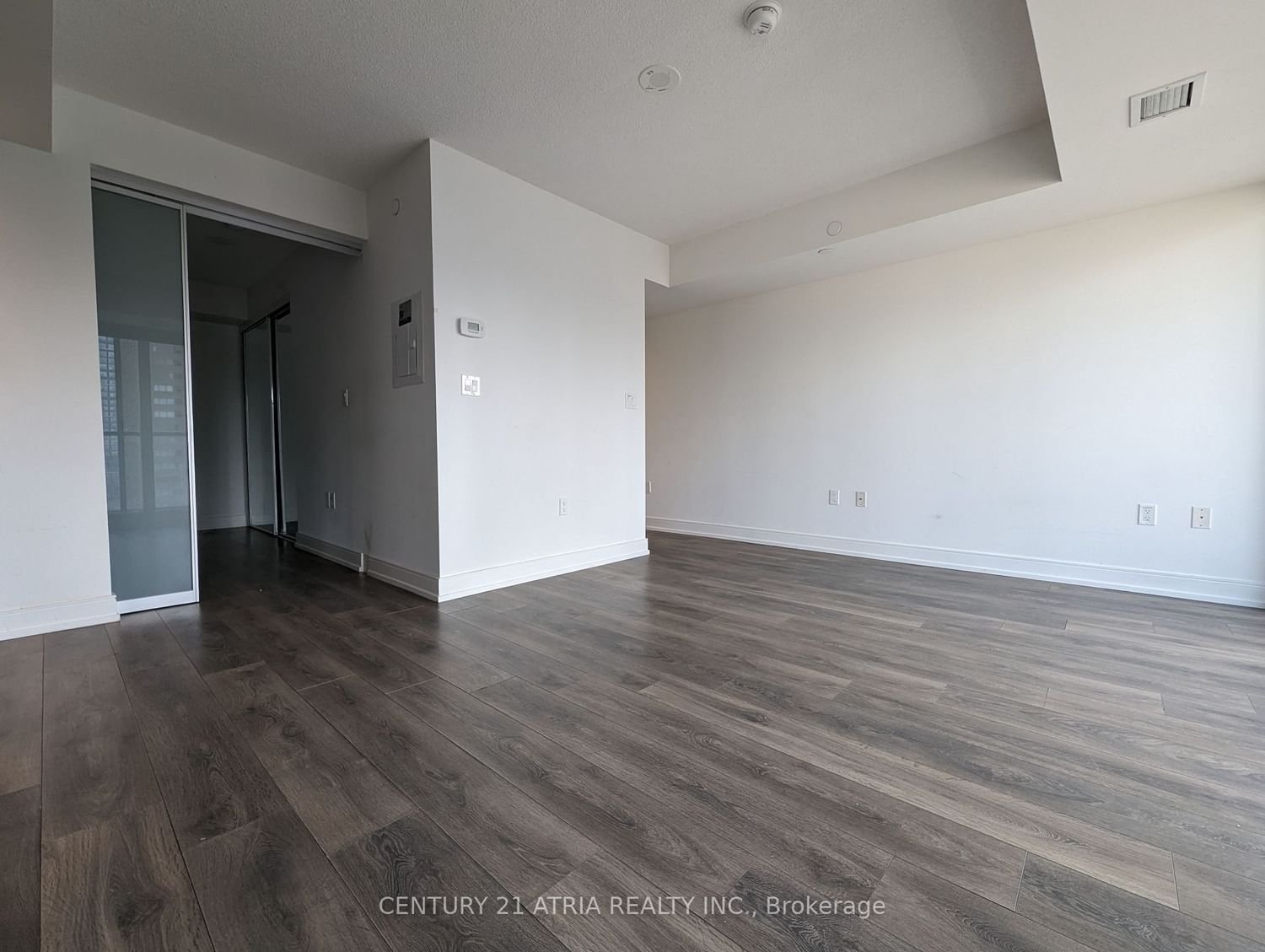 89 Mcgill St, unit 2112 for rent - image #6