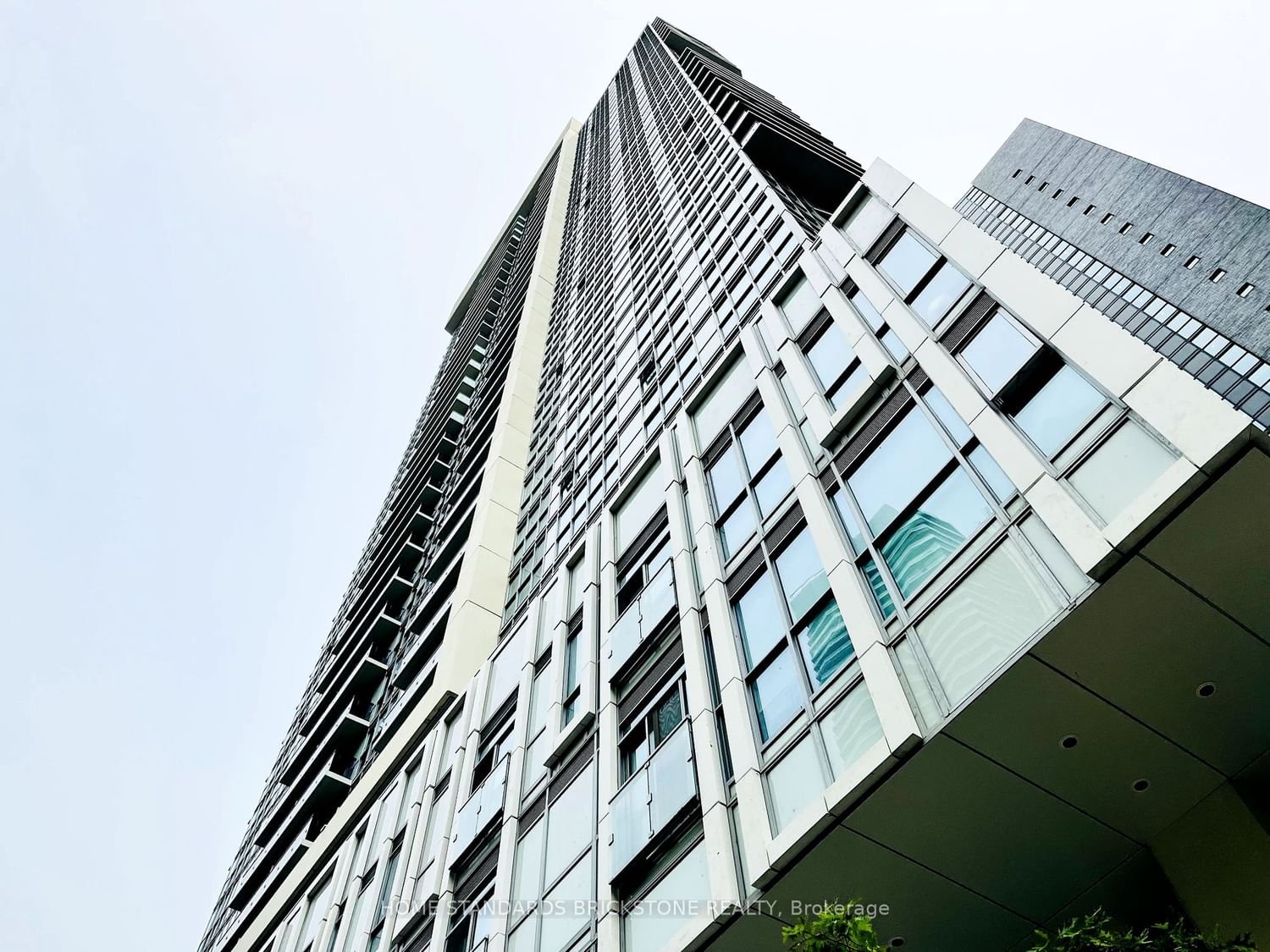 77 Mutual St, unit 3111 for sale - image #1