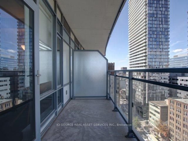 21 Widmer St, unit 1203 for rent - image #10