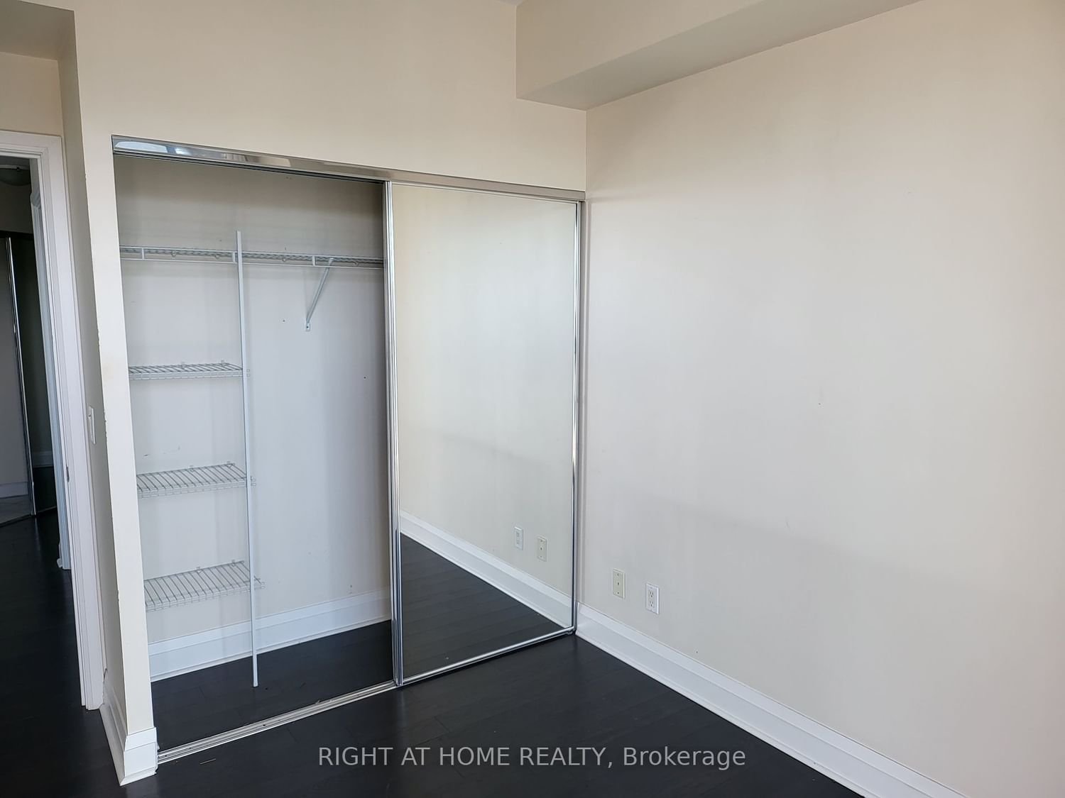 65 St Mary St, unit 1704 for rent - image #16
