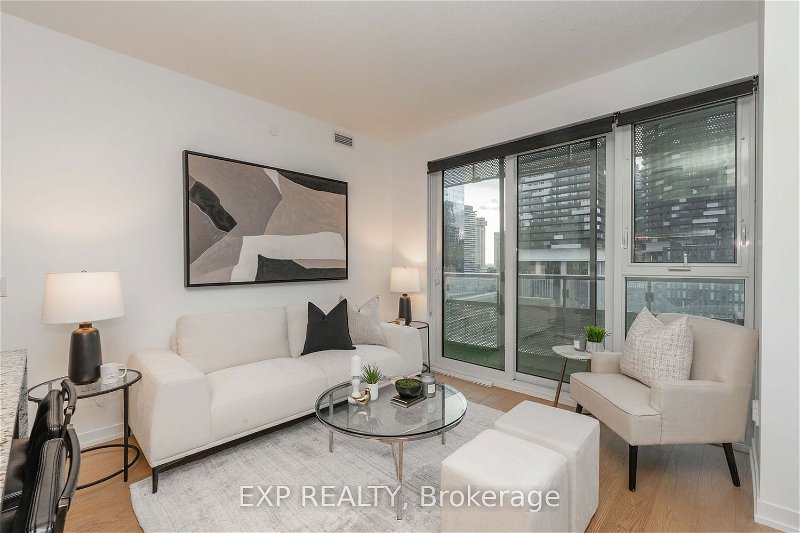 15 Lower Jarvis St, unit 813 for sale - image #1