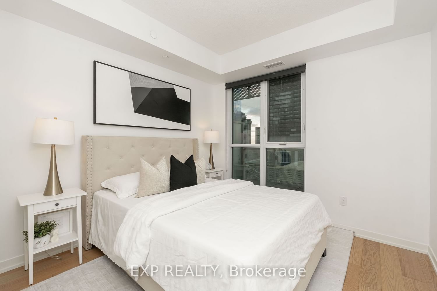 15 Lower Jarvis St, unit 813 for sale - image #21