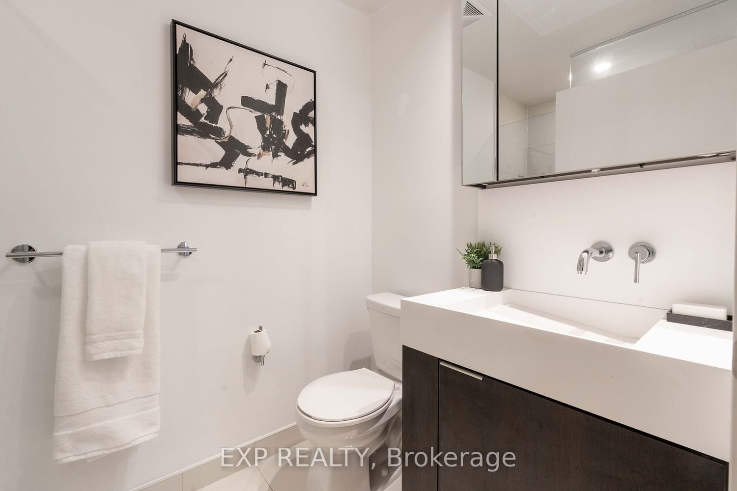 15 Lower Jarvis St, unit 813 for sale - image #24