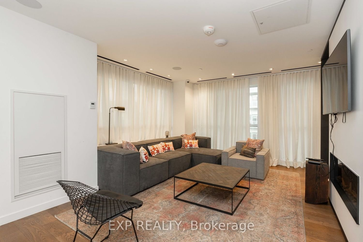 15 Lower Jarvis St, unit 813 for sale - image #38