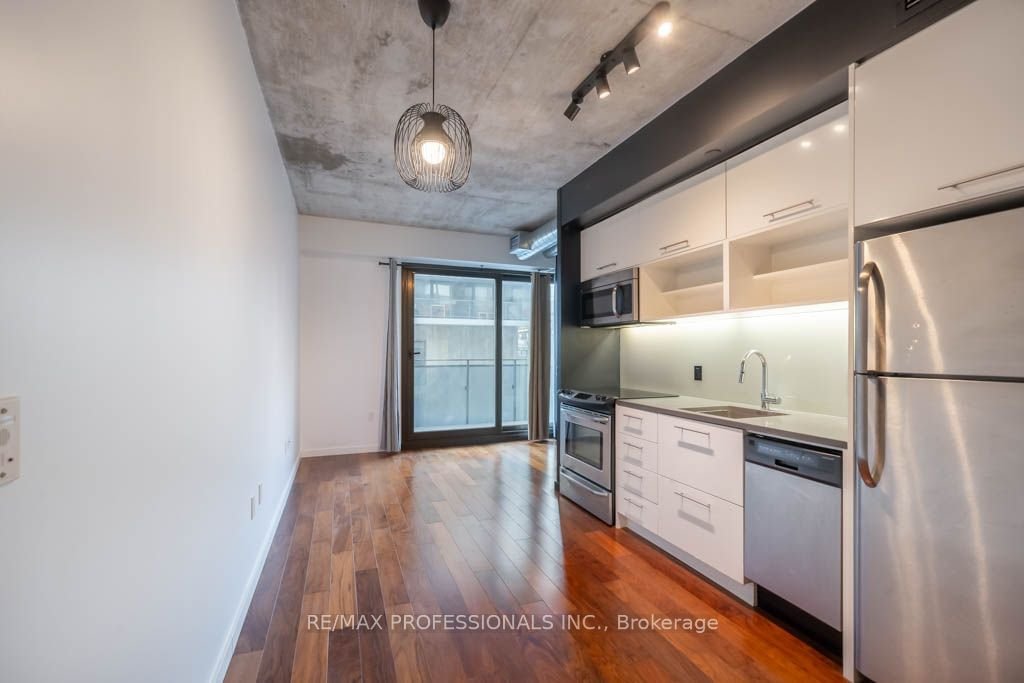 51 Trolley Cres, unit 307 for rent - image #15