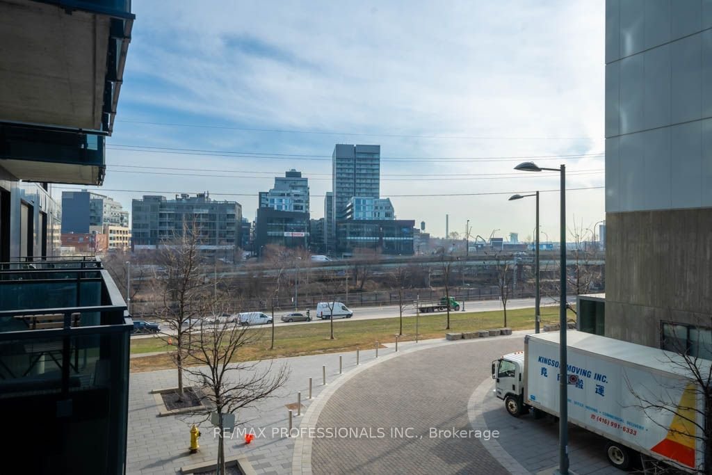 51 Trolley Cres, unit 307 for rent - image #23