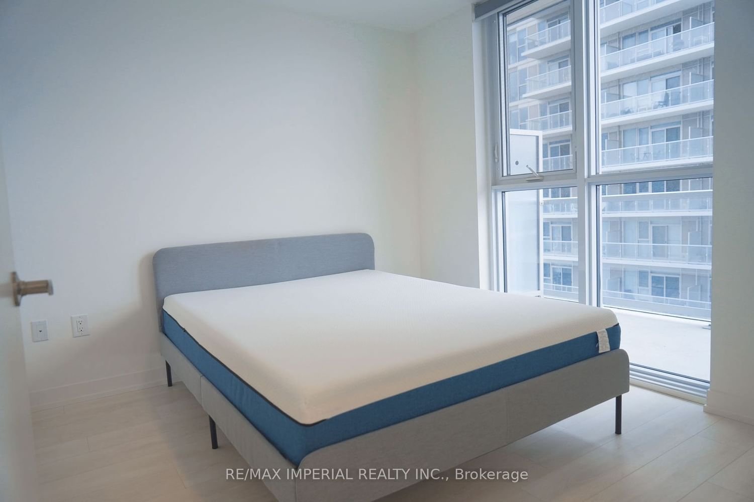 15 Lower Jarvis St, unit 3001 for rent - image #10