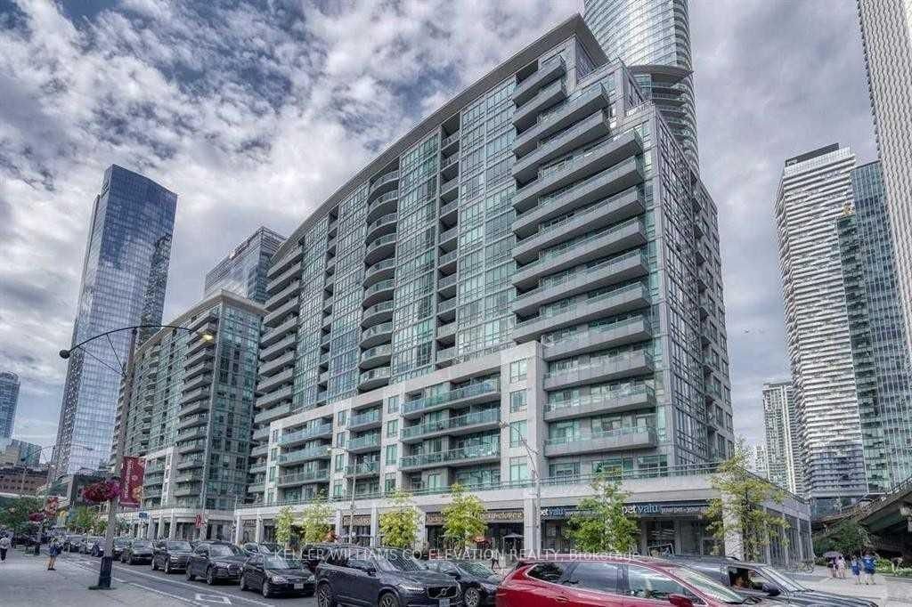 25 Lower Simcoe St, unit 903 for rent - image #24
