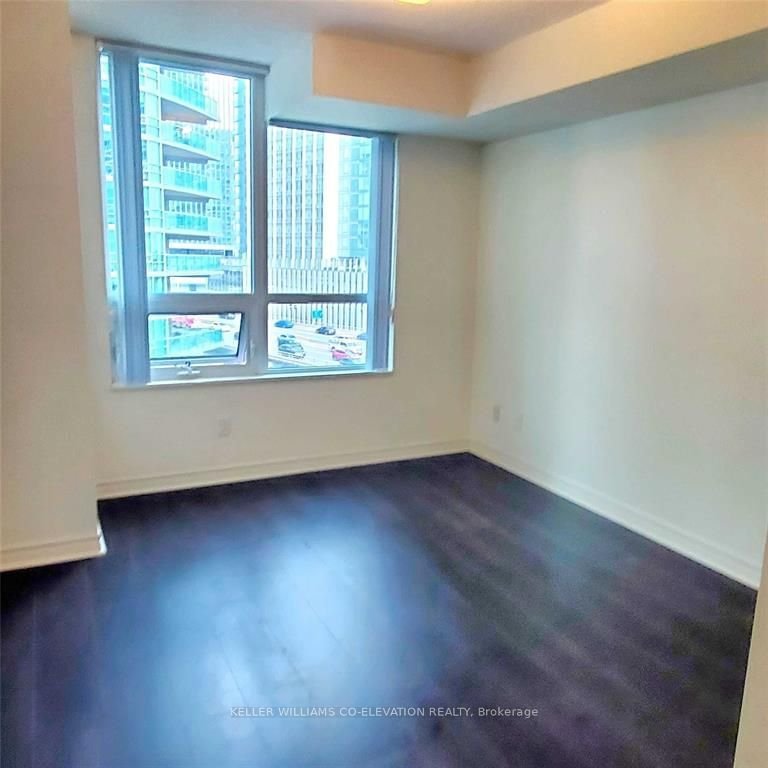 25 Lower Simcoe St, unit 903 for rent - image #8