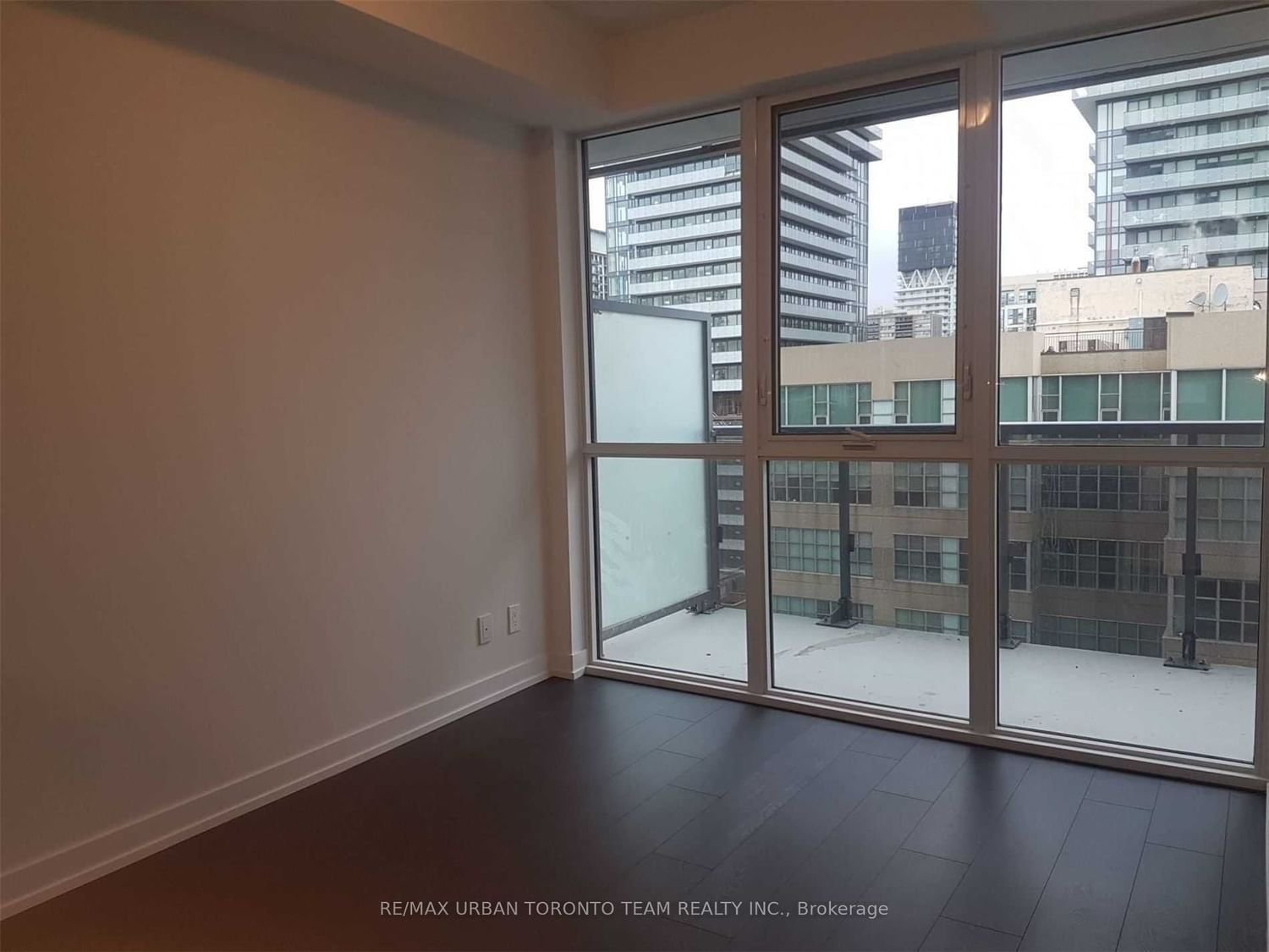 125 Redpath Ave, unit 906 for rent - image #6