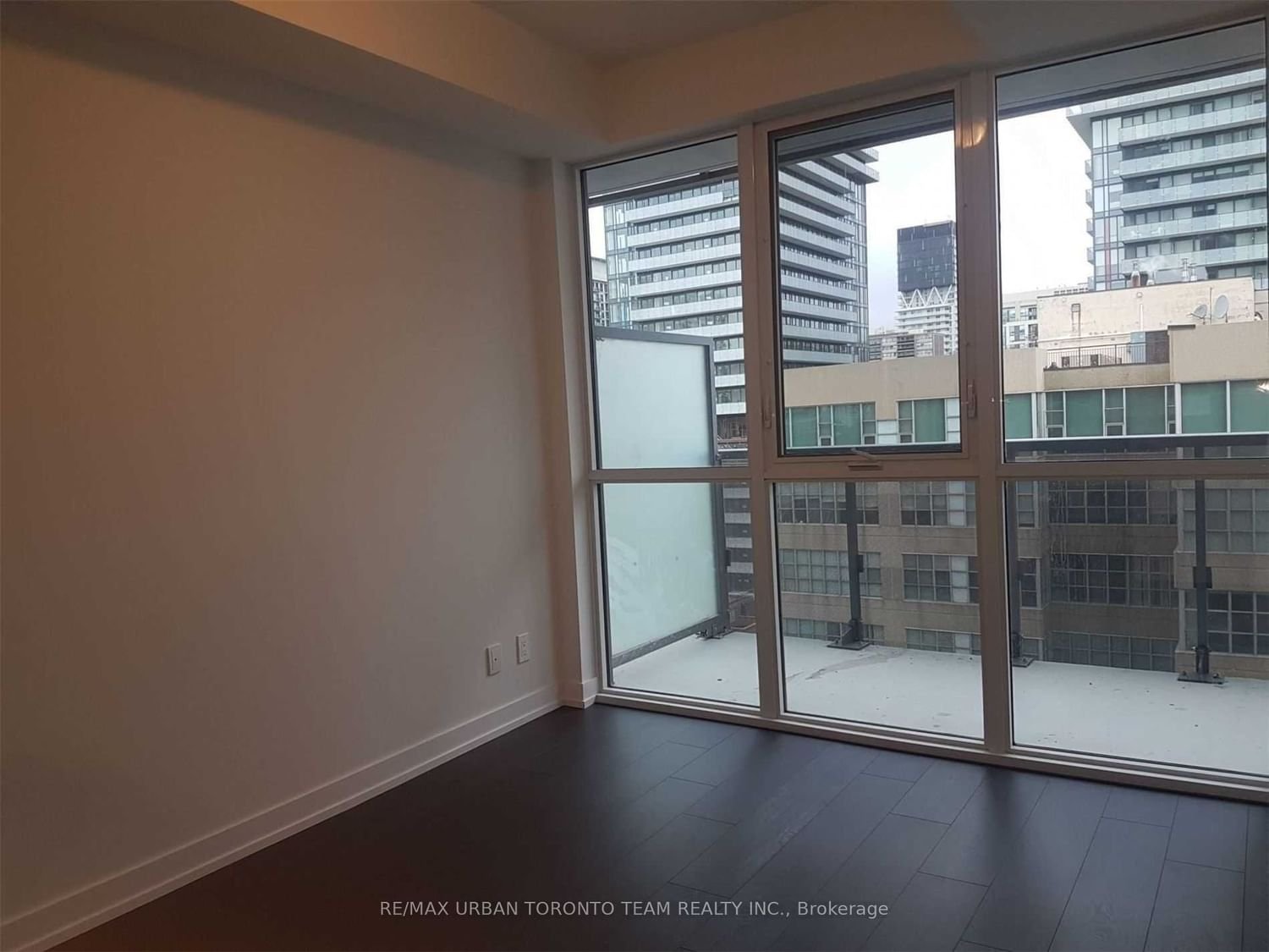 125 Redpath Ave, unit 906 for rent - image #7