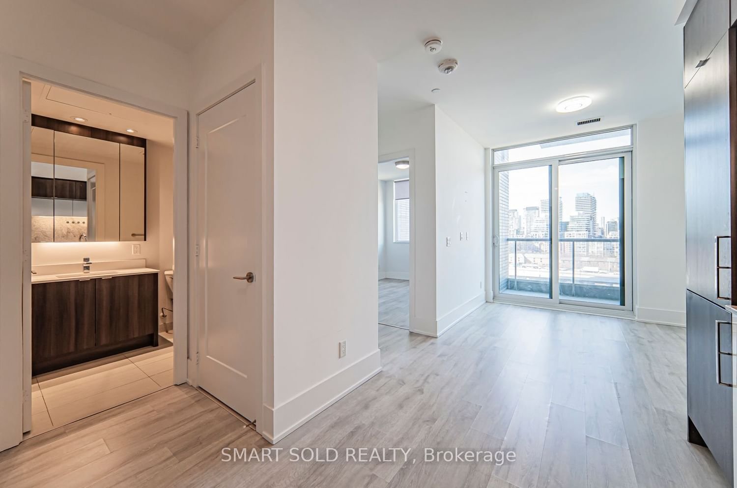 1 Edgewater Dr, unit Gph29 for sale - image #8