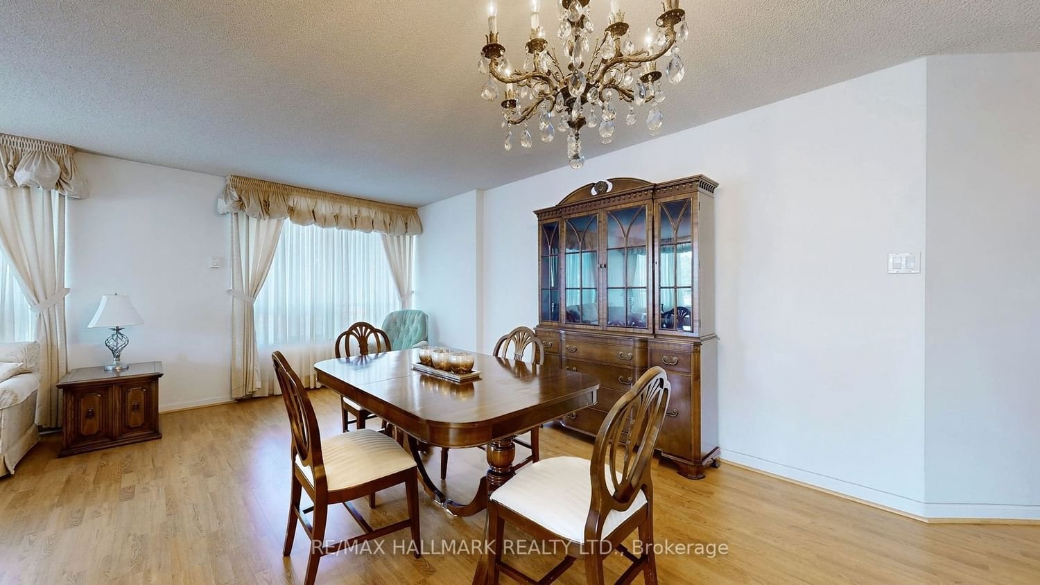 1121 Steeles Ave W, unit 206 for sale - image #17