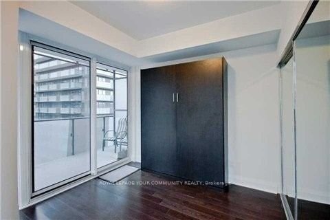 65 St Mary St, unit 909 for rent - image #14