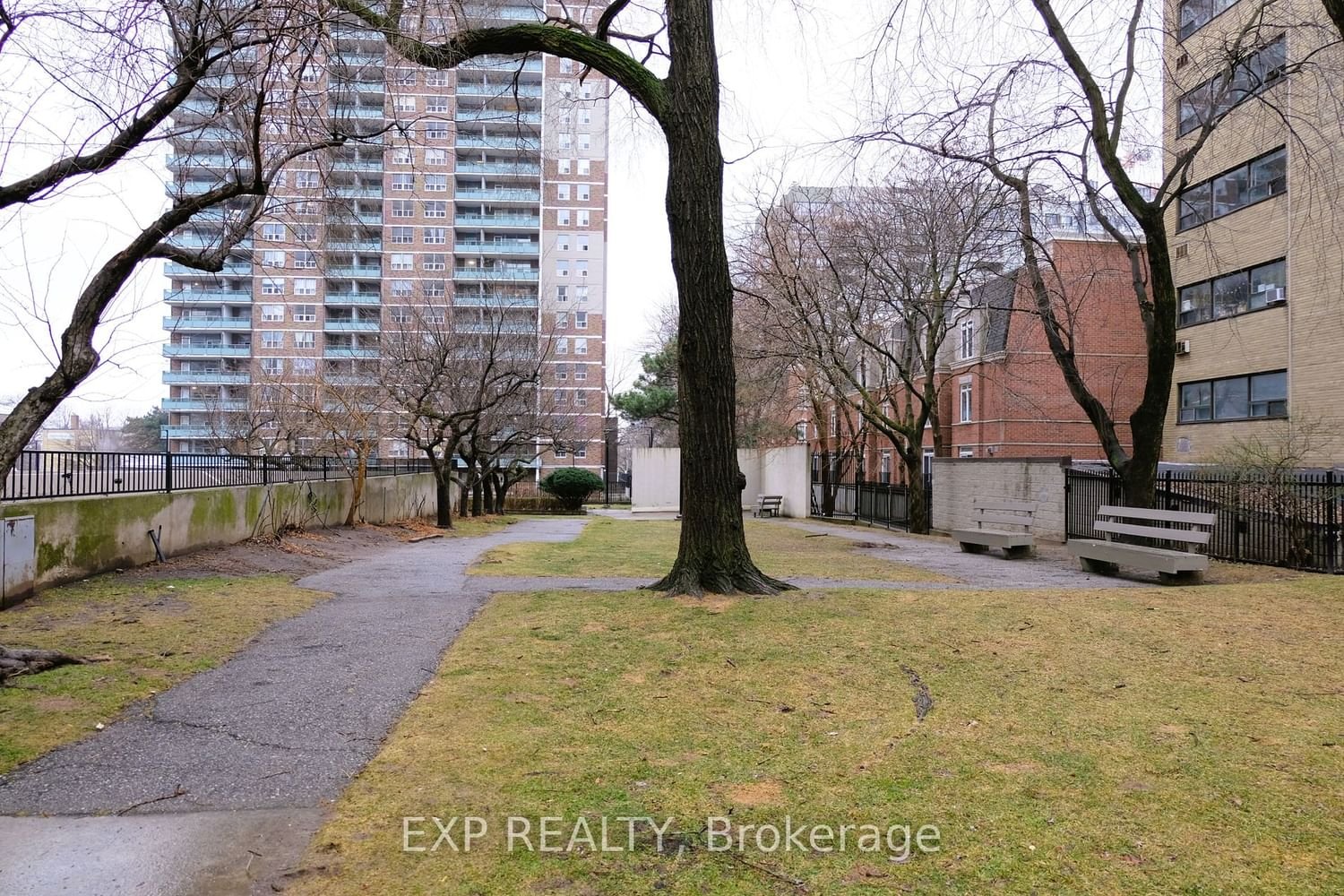 40 Homewood Ave, unit 1611 for sale - image #14