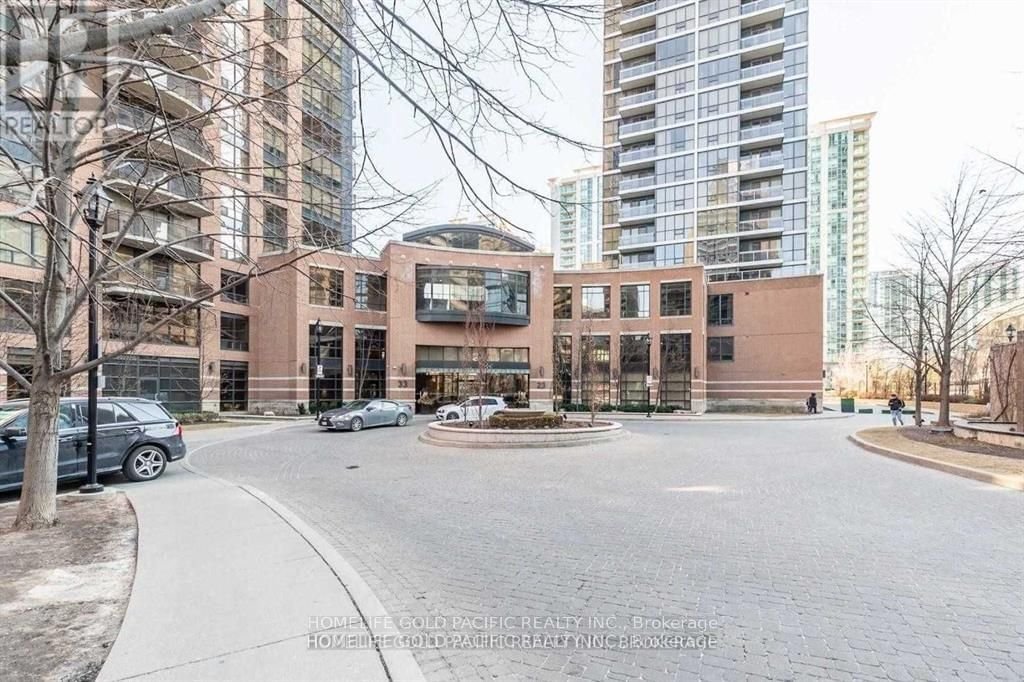 23 Sheppard Ave E, unit 809 for rent - image #4