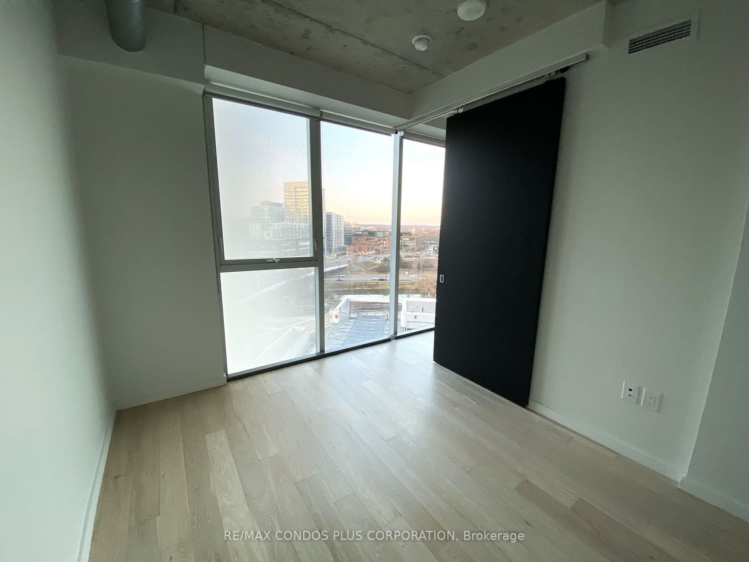 170 Bayview Ave, unit 1007 for rent - image #7