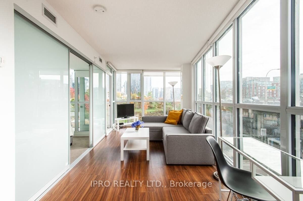 75 Queens Wharf Rd, unit 307 for rent - image #3