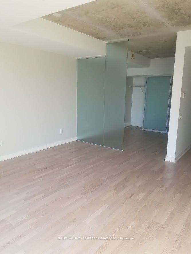 629 King St W, unit 1132 for rent - image #8