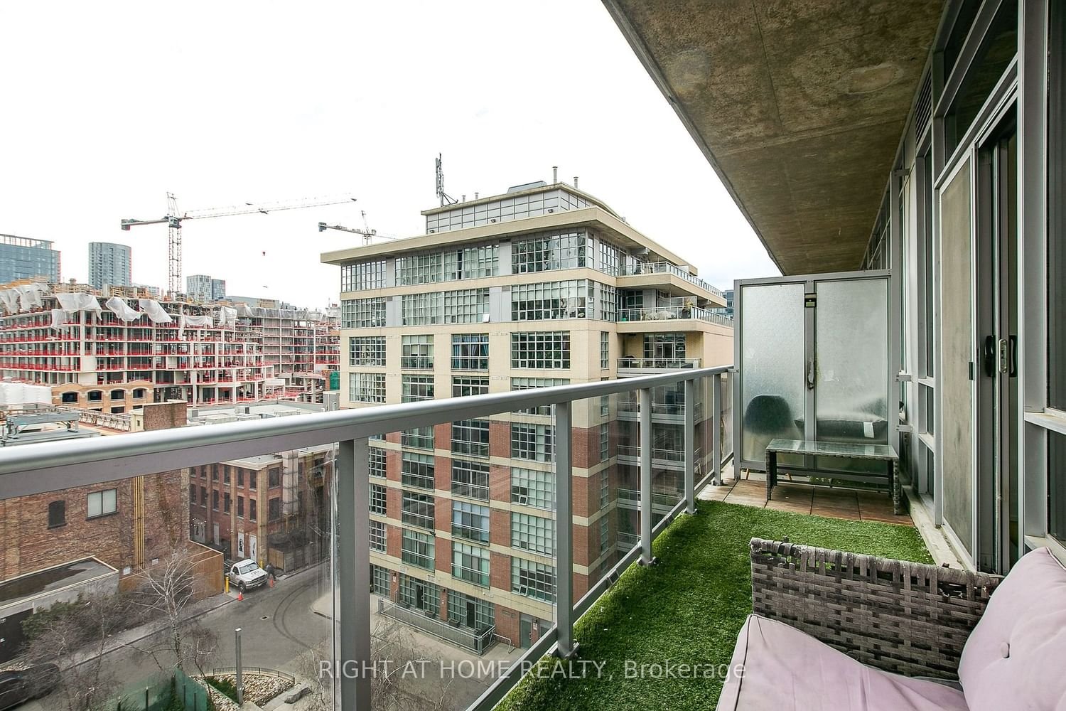 399 Adelaide St W, unit 710 for sale - image #11