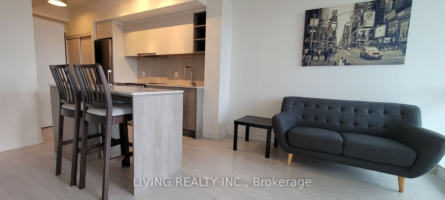 31 Tippett Rd, unit 1117 for rent - image #13