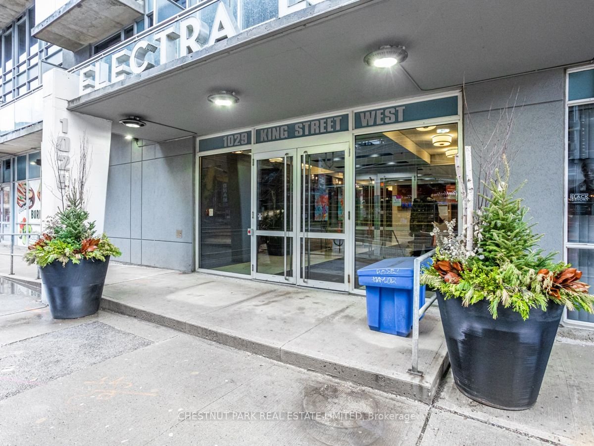 1029 King St W, unit 417 for rent - image #2