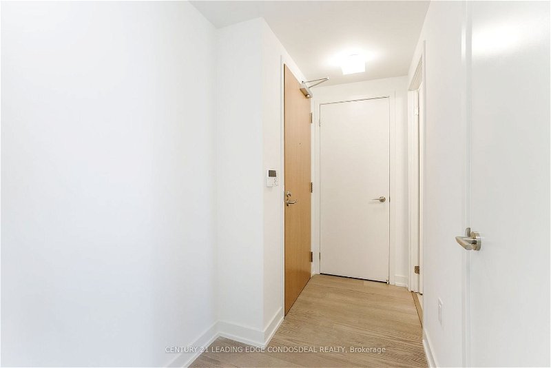 11 Wellesley St W, unit 5505 for rent - image #2