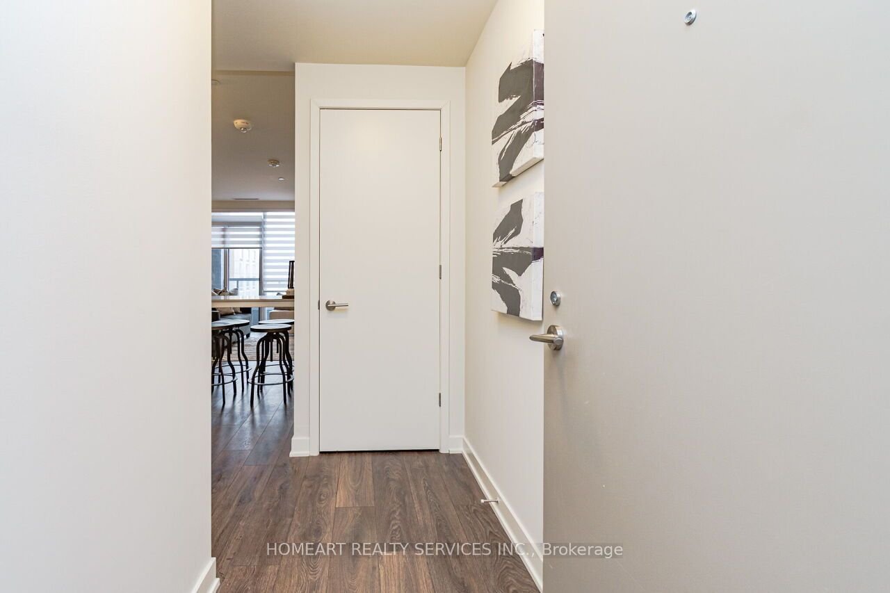 2 Sonic Way, unit 203 for rent - image #4