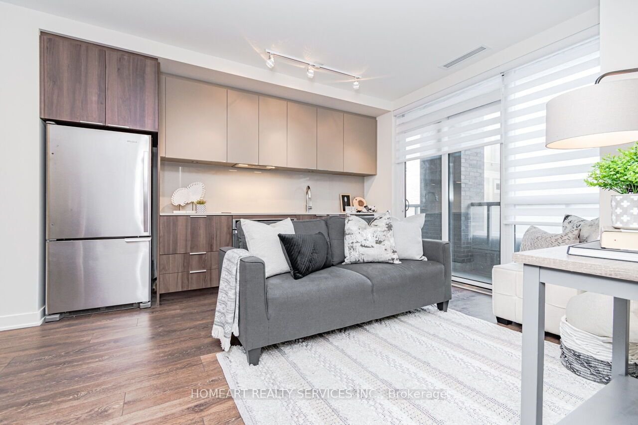2 Sonic Way, unit 203 for rent - image #8