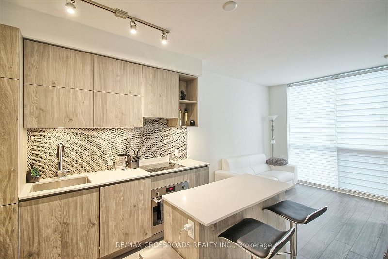 1 Yorkville Ave, unit 3003 for sale - image #1