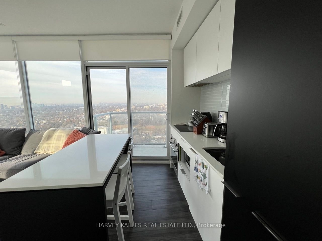 33 Helendale Ave, unit 2907 for rent - image #5
