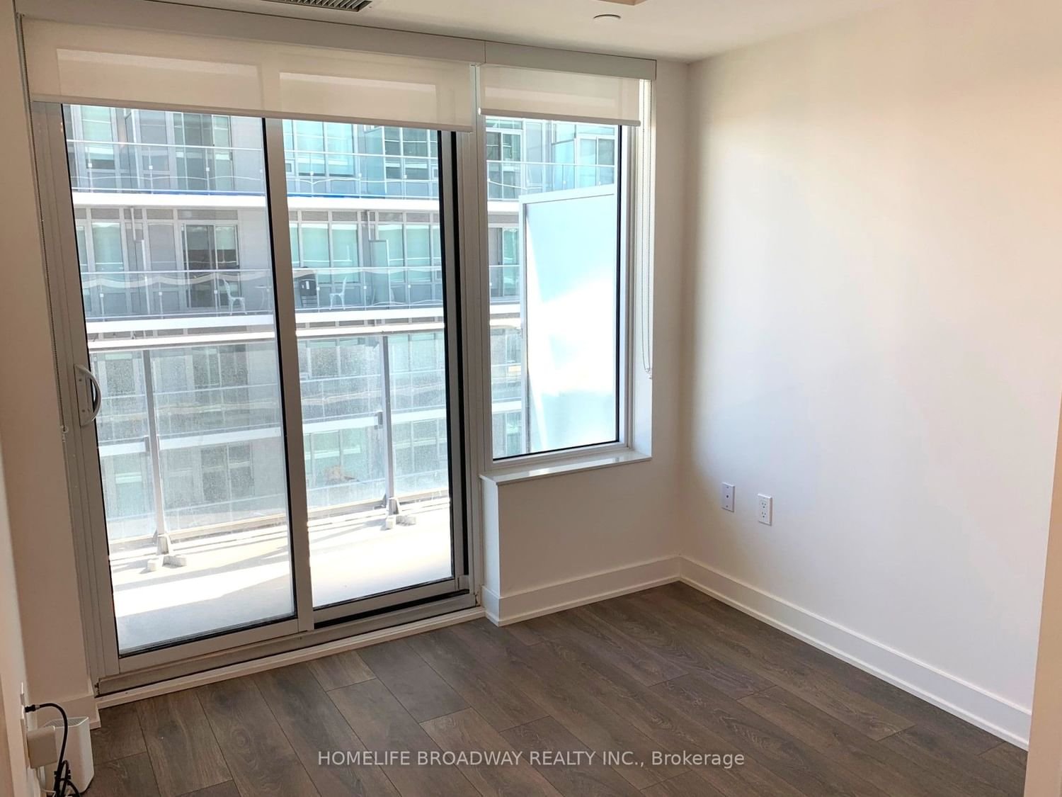 99 Broadway Ave, unit 2805 for rent - image #12
