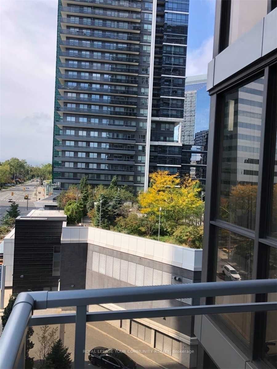 23 Sheppard Ave E, unit 710 for rent - image #12