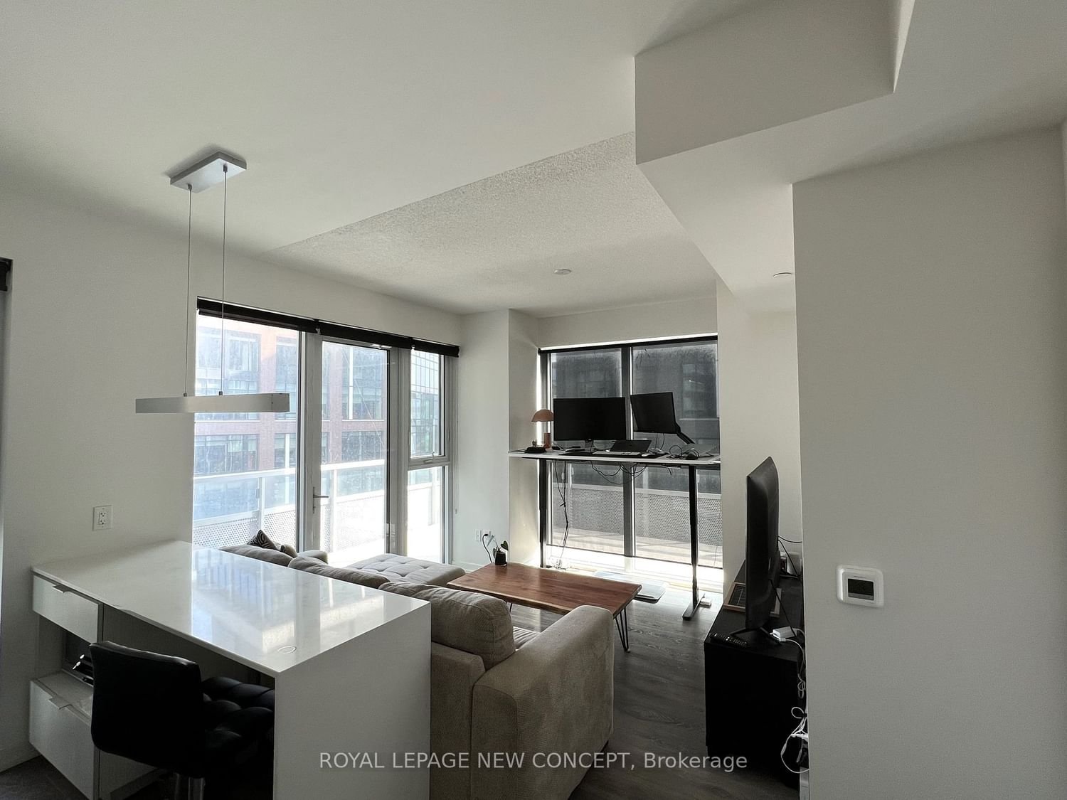 15 Lower Jarvis St, unit 703 for rent - image #3