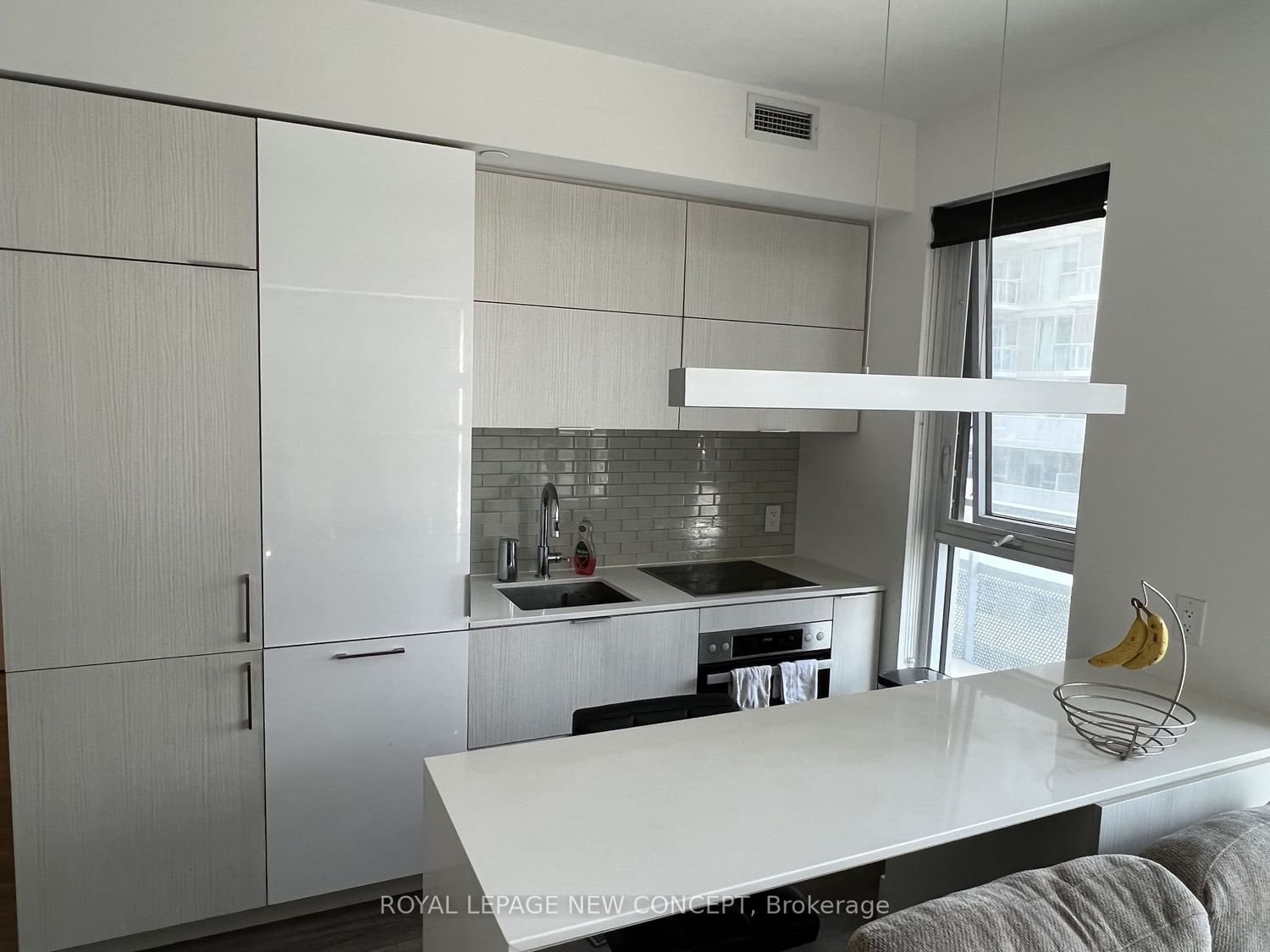 15 Lower Jarvis St, unit 703 for rent - image #4