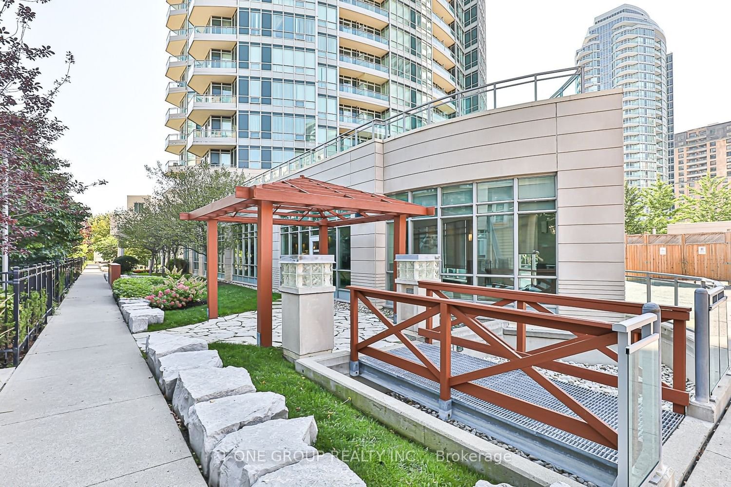 18 Holmes Ave, unit 2102 for sale - image #23