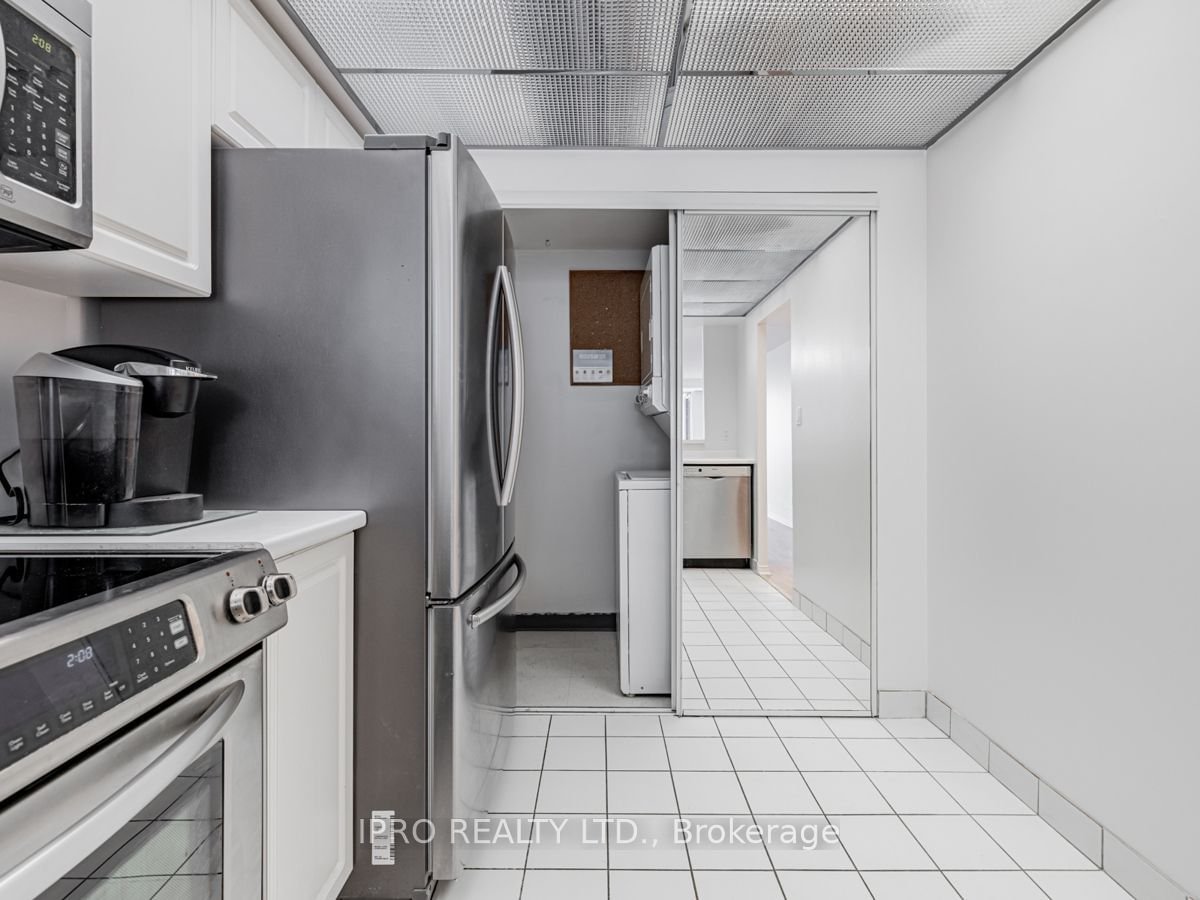 28 Hollywood Ave, unit Ph09 for sale - image #16