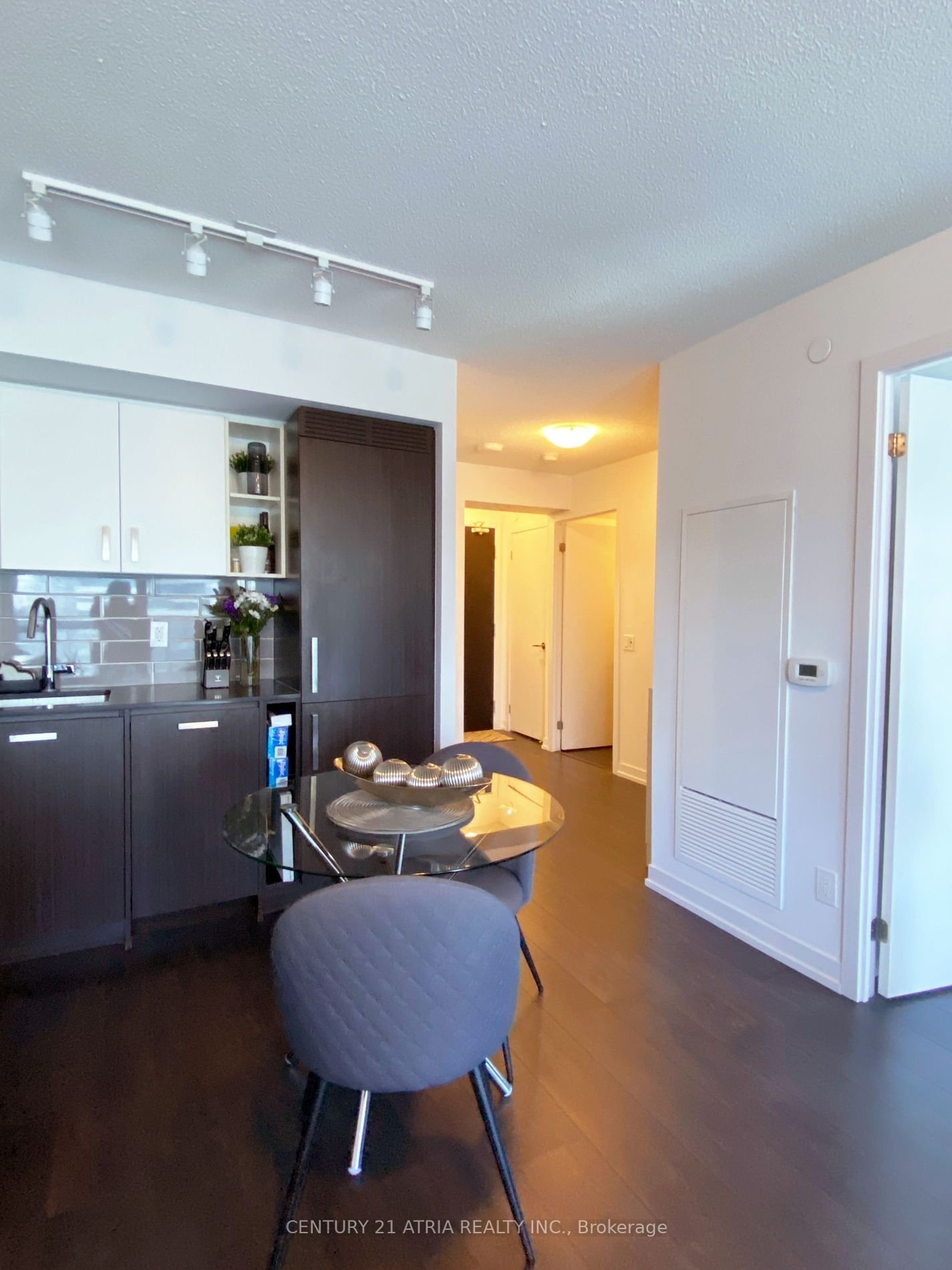 125 Redpath Ave, unit 2803 for rent - image #4