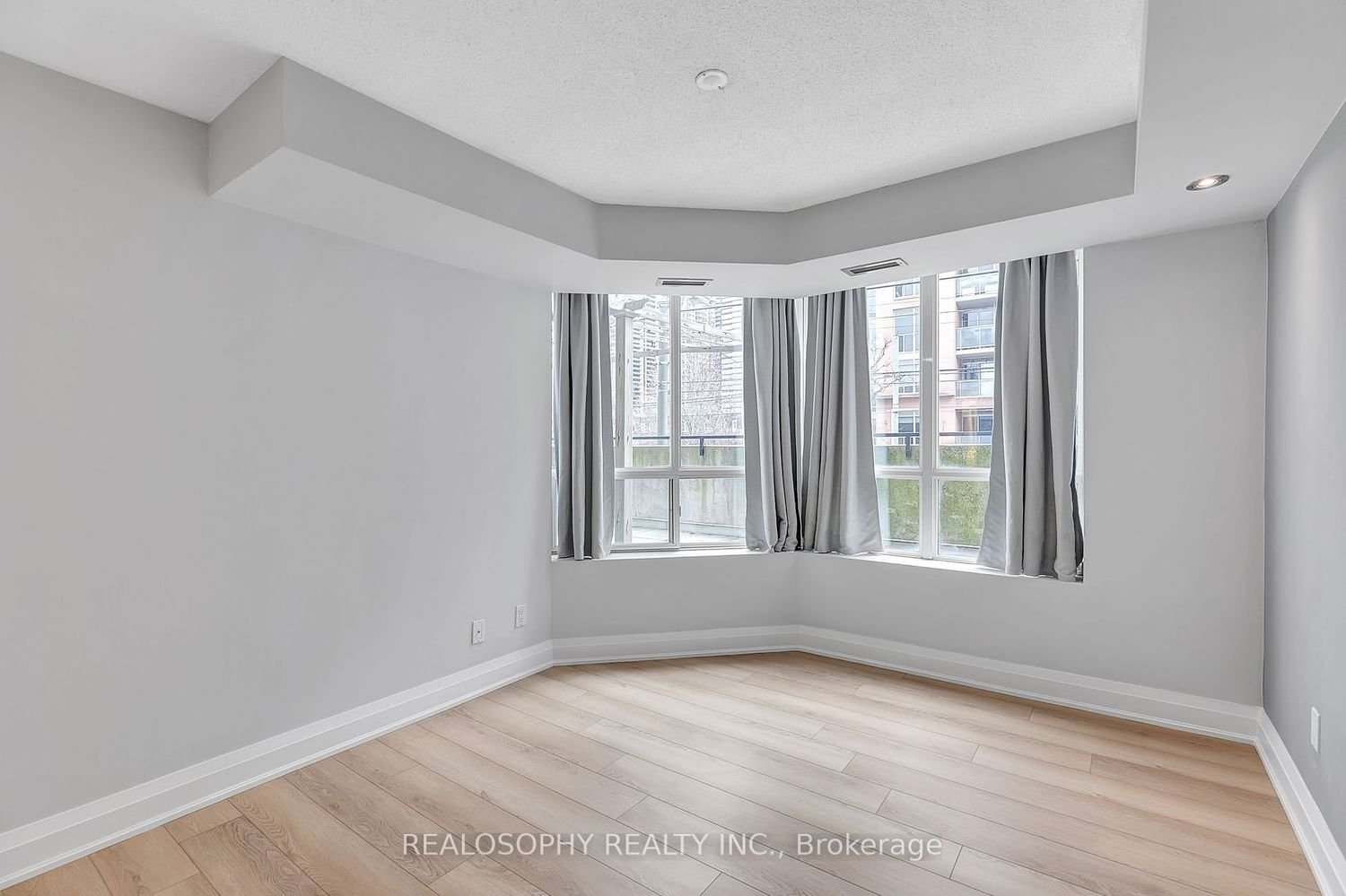 1000 King St W, unit 206 for rent - image #11