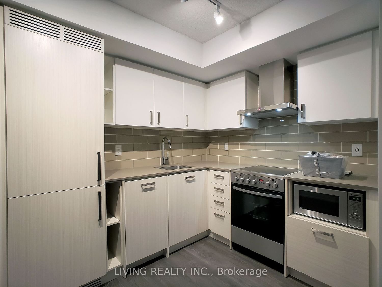 125 Redpath Ave, unit 1612 for rent - image #5