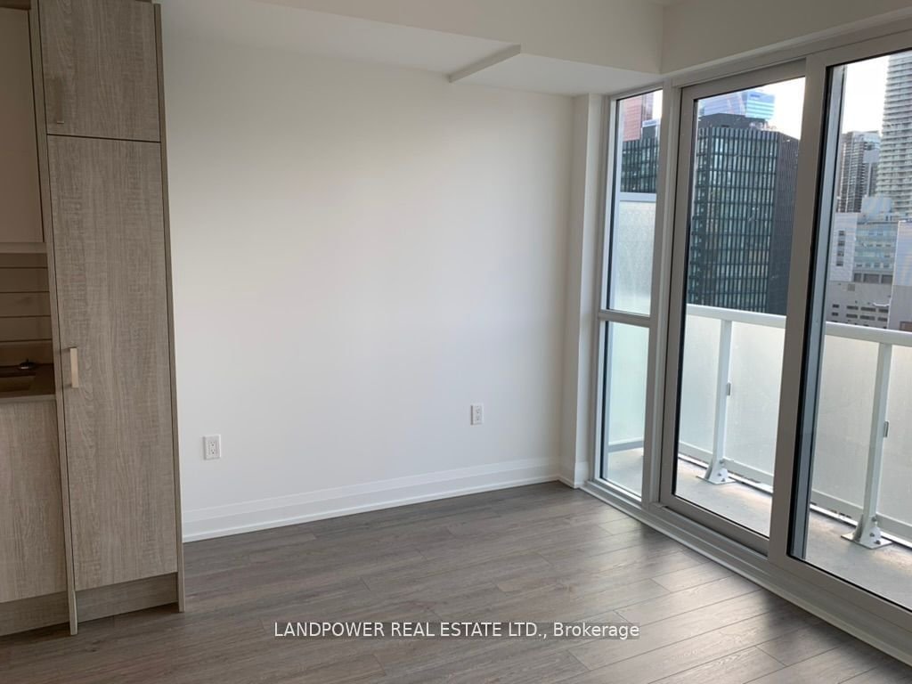 77 Mutual St, unit 2207 for rent - image #10