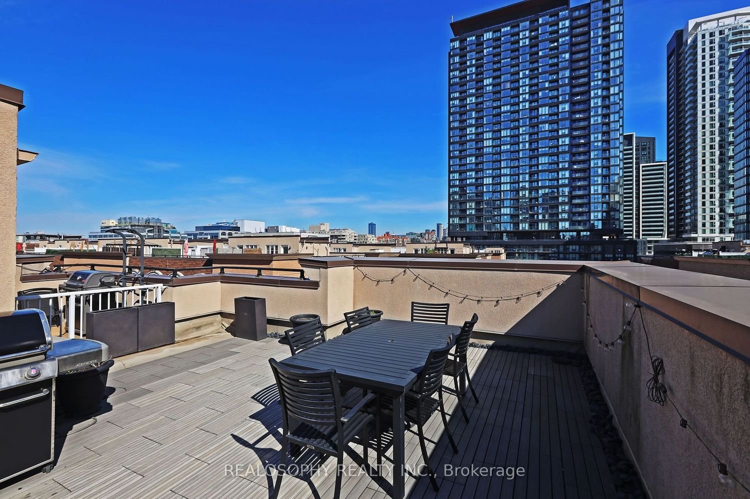 54 East Liberty St, unit 1003 for rent - image #19