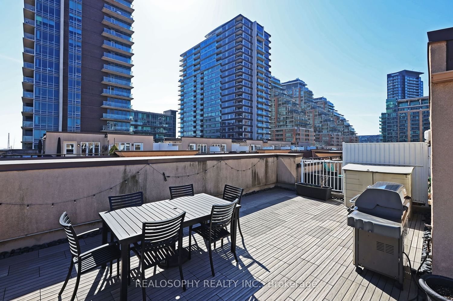 54 East Liberty St, unit 1003 for rent - image #20