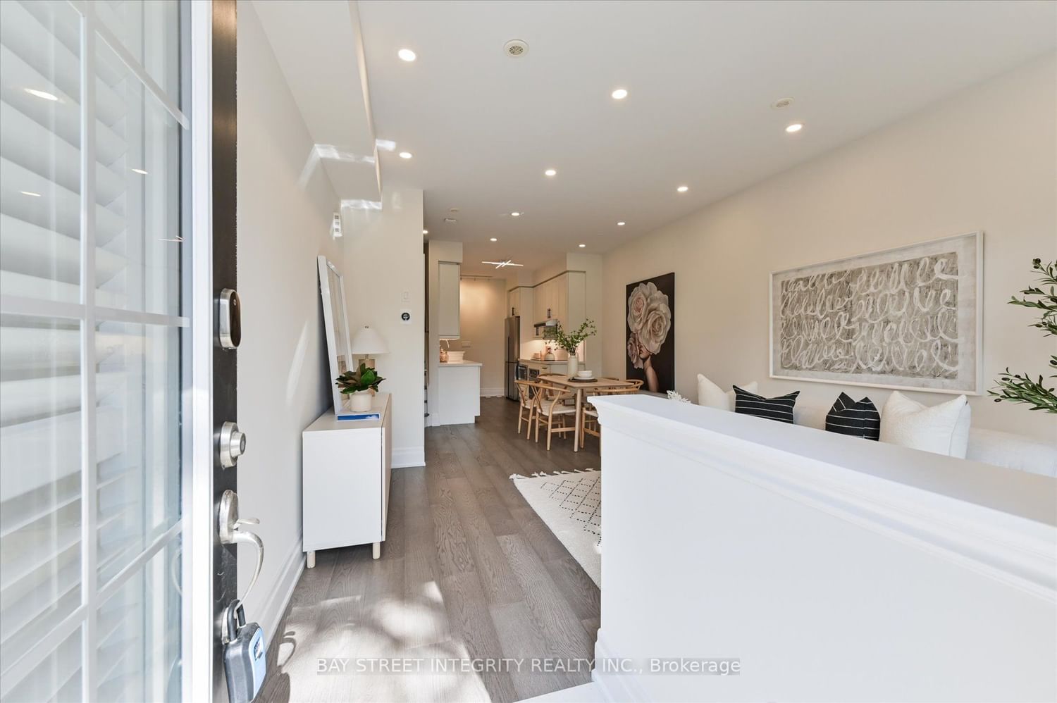 10 Hargrave Lane, unit 9 for sale - image #4